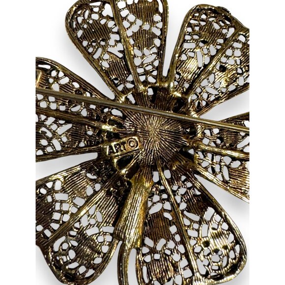 Vintage Art Deco Style Filigree Floral Brooch With White Acrylic Center & Enamel - Picture 5 of 8